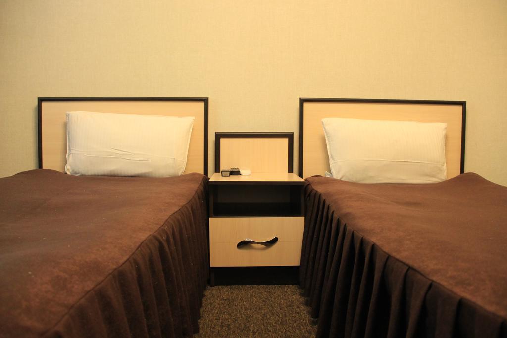 Izum Hotel Osz Zewnętrze zdjęcie