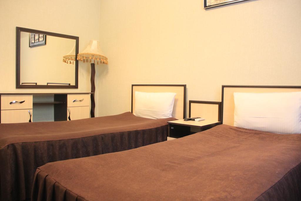 Izum Hotel Osz Zewnętrze zdjęcie